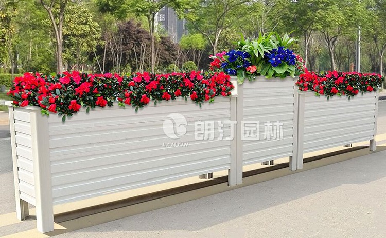 蝴蝶榫花箱結(jié)構(gòu)為生態(tài)建設(shè)提質(zhì)提速